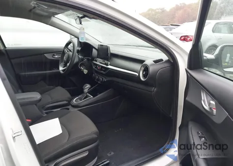 2022 Kia Forte Lxs из США, поврежденный, VIN 3KPF24AD5NE425788